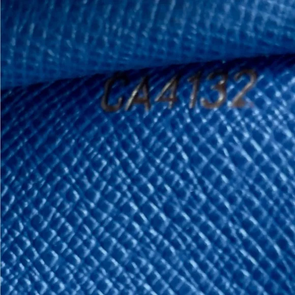 Authentic Louis Vuitton Wallet - Picture 7 of 10